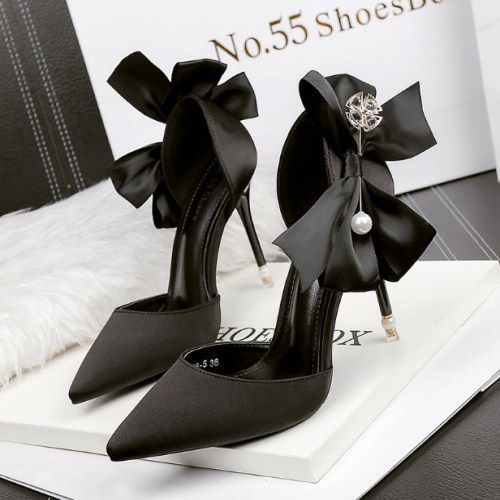 Pointed high heels